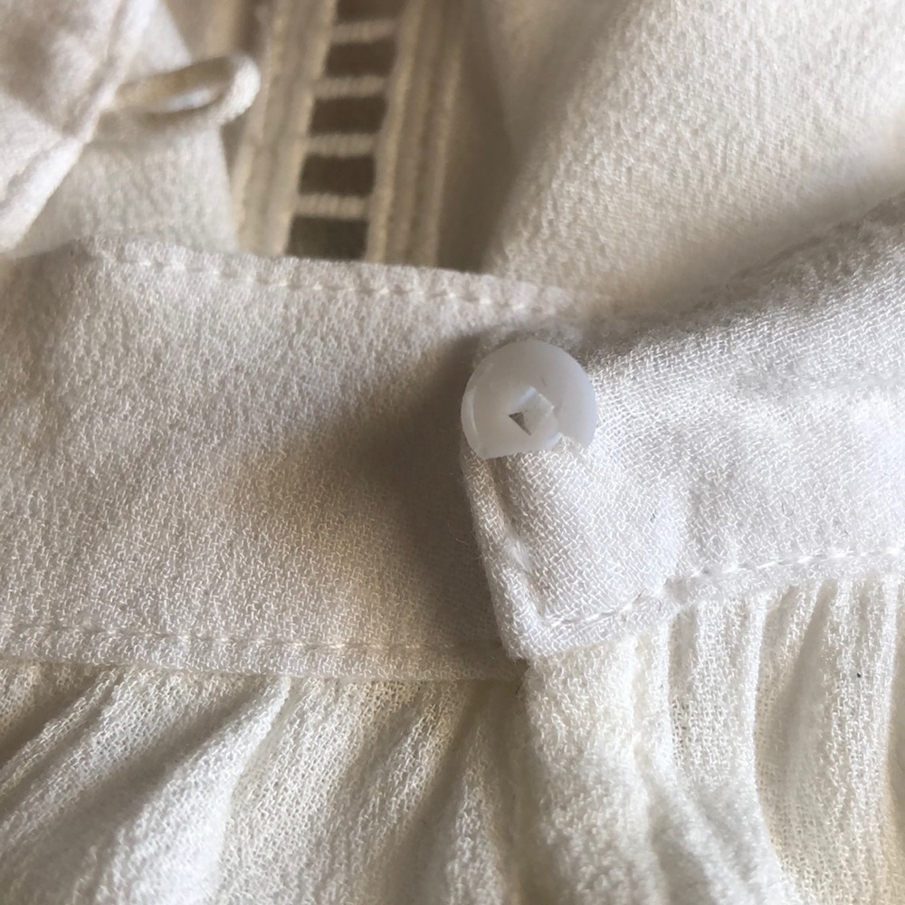 Honey Punch white romper with batwing sleeves - Picture 7 of 8